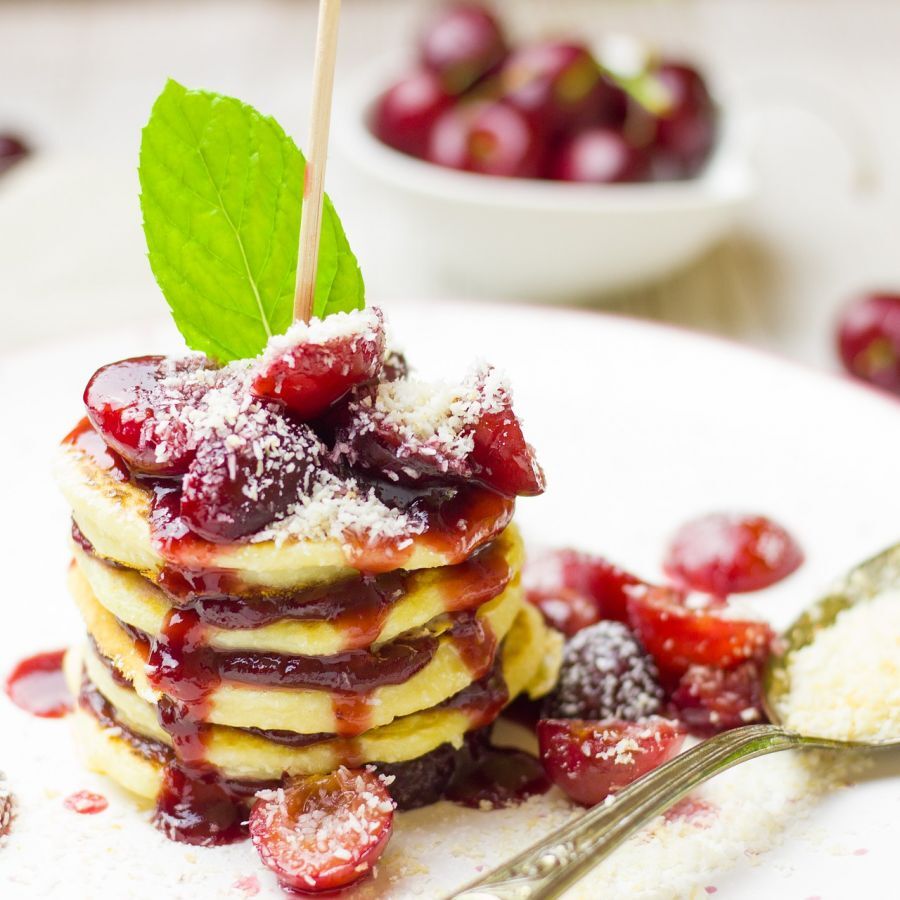 Recipe: Barley pancakes with cottage cheese and cherries