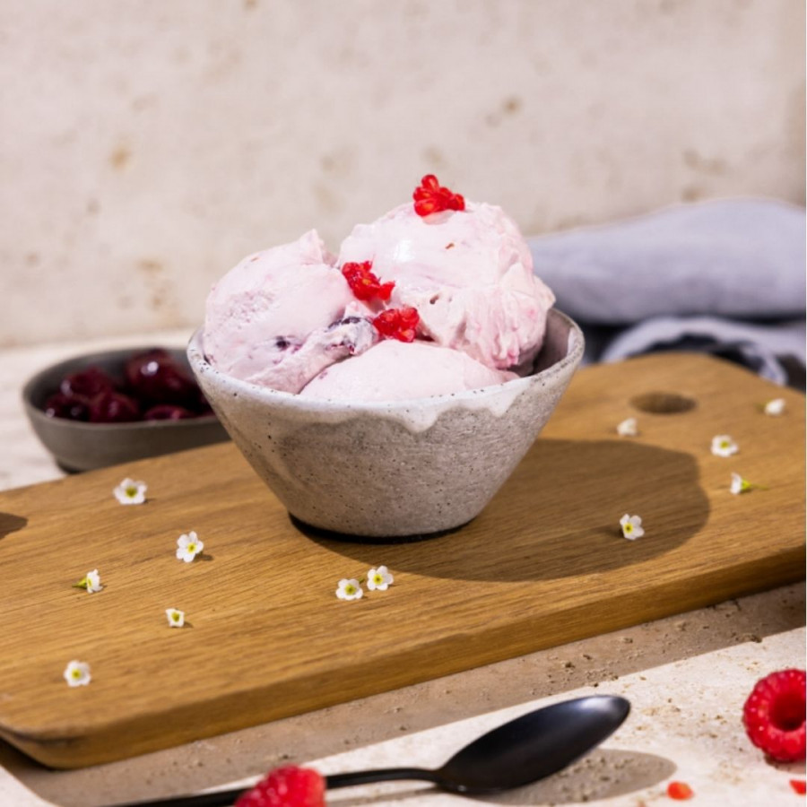 Recipe: Cherry and vanilla ice cream