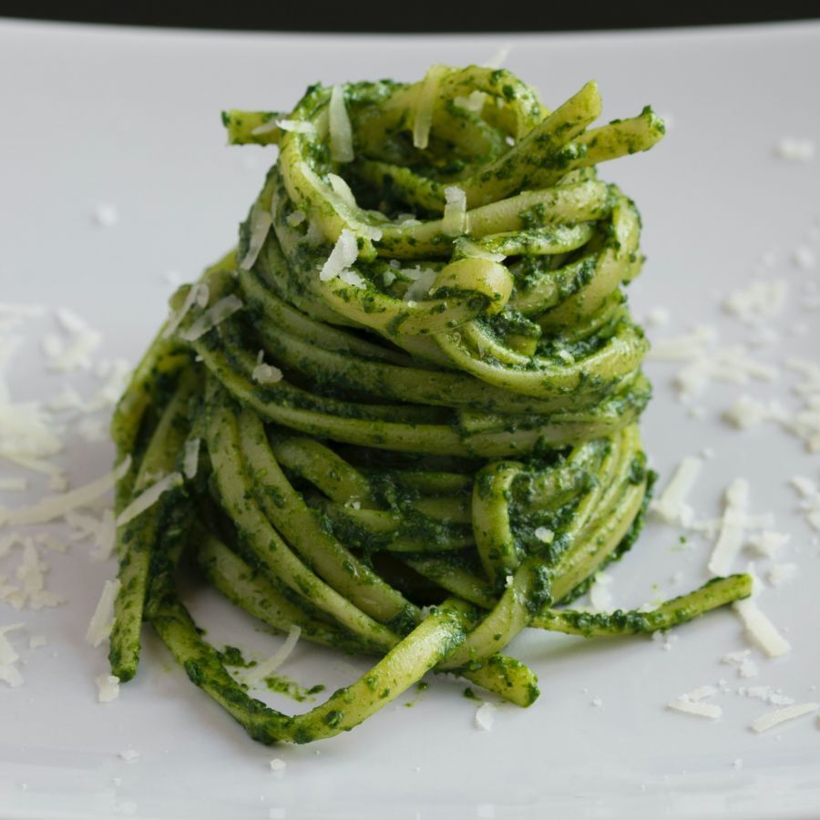 Receta: Espaguetis vegetales con calabacín y pimientos