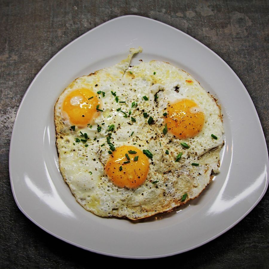 Oeufs brouillés au persil