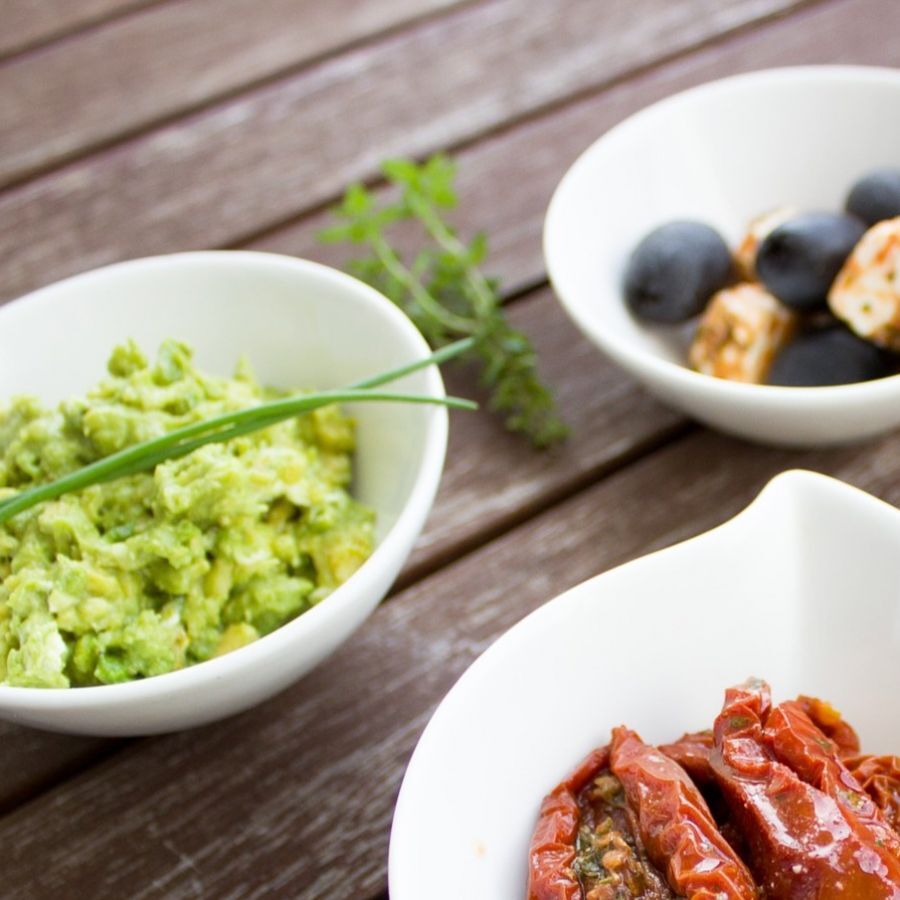 Receta: Ensalada con aguacate y aceitunas