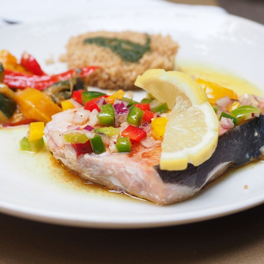 Recette: Flétan à la salsa de tomates et de mangues