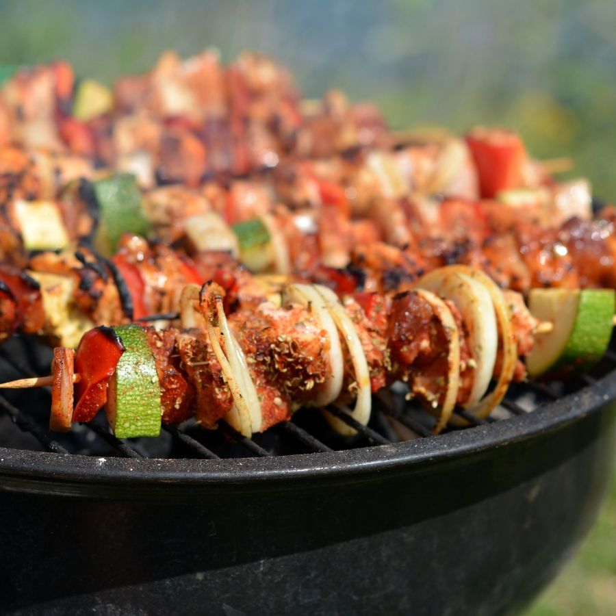 Recette: Brochettes de légumes au blanc de poulet pour le barbecue