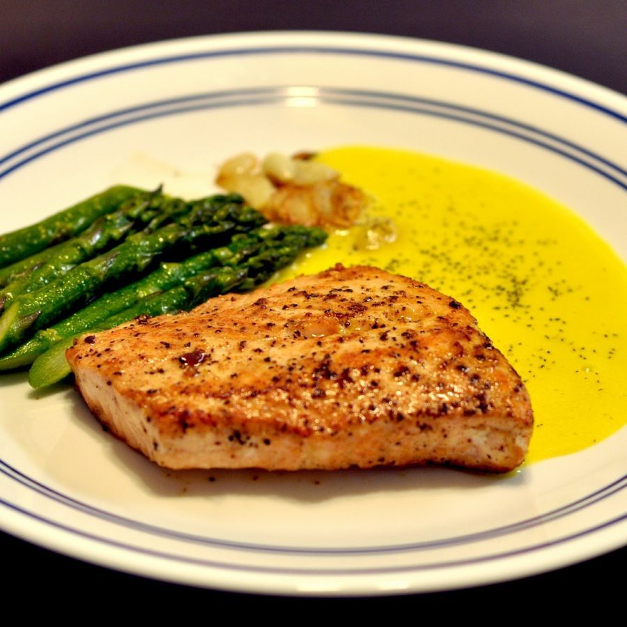 Receta: Salmón y espárragos