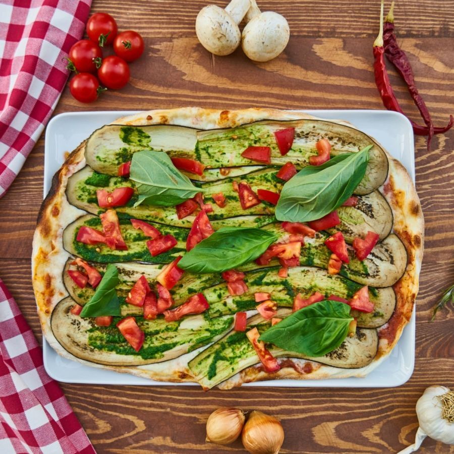 Pizza sur pâte de pois chiches