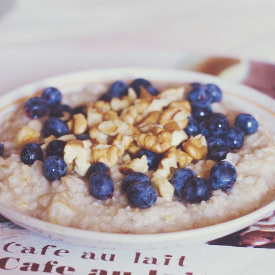 Receta: Copos de avena con arándanos y nueces