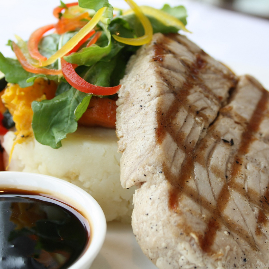 Rezept: Thunfischsteak mit Rosenkohl