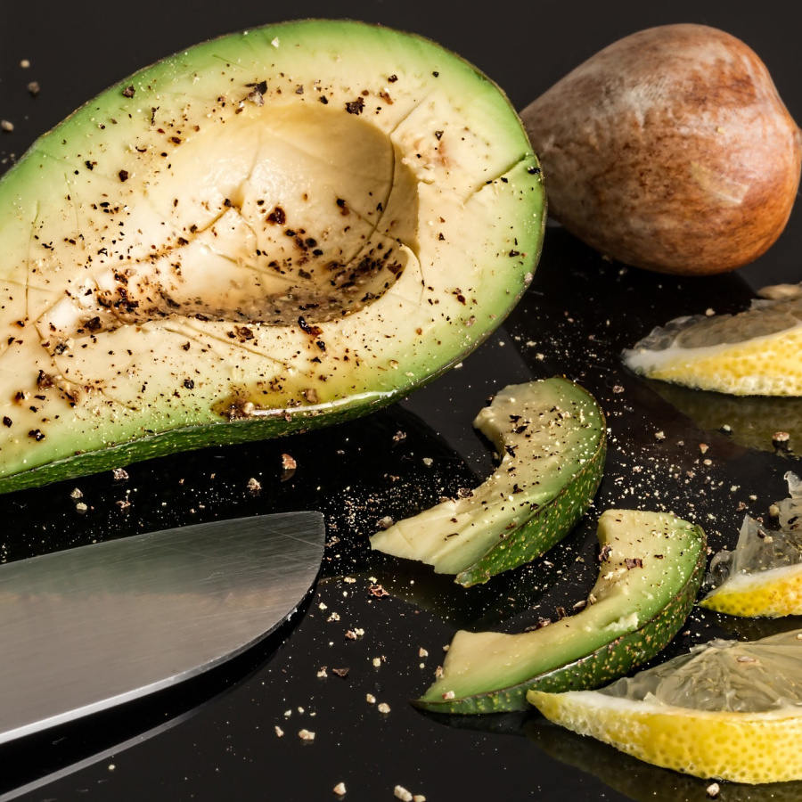 Recette: Avocat farci au saumon
