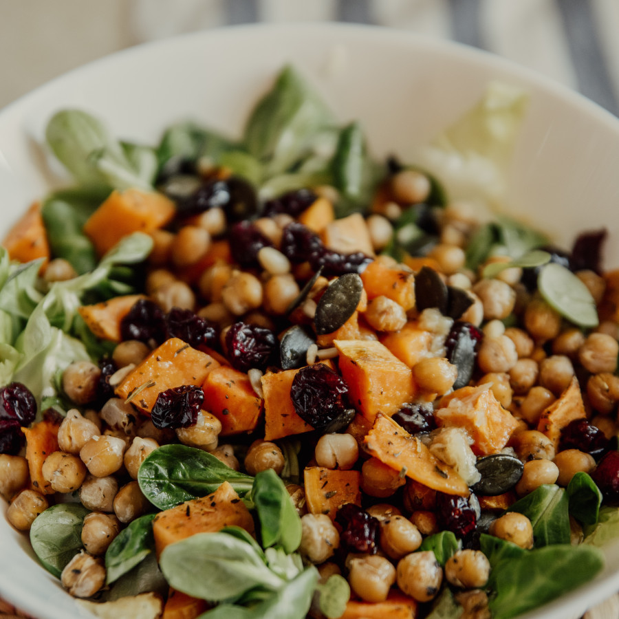 Receta: Garbanzos, boniatos, anacardos con jengibre