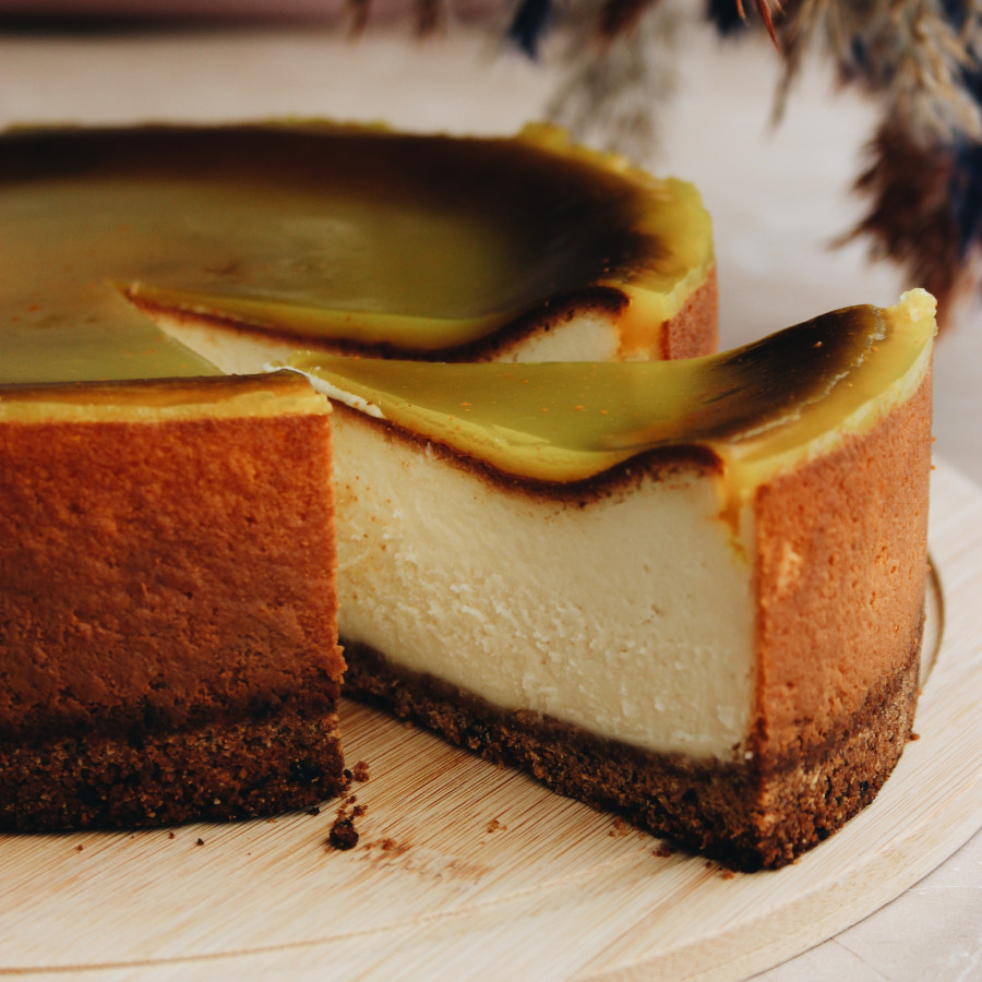 Tarta de queso con glaseado de chocolate