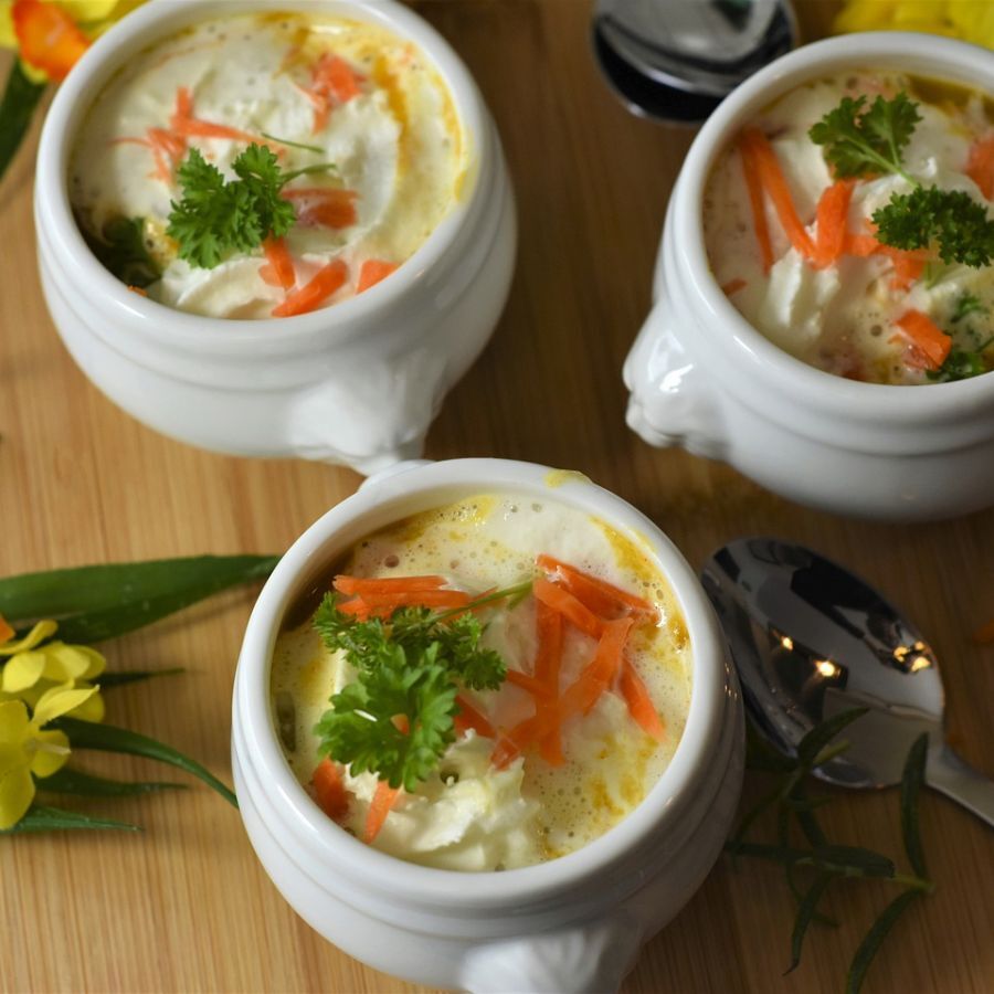 Recipe: Carrot soup with lentils and sprouts